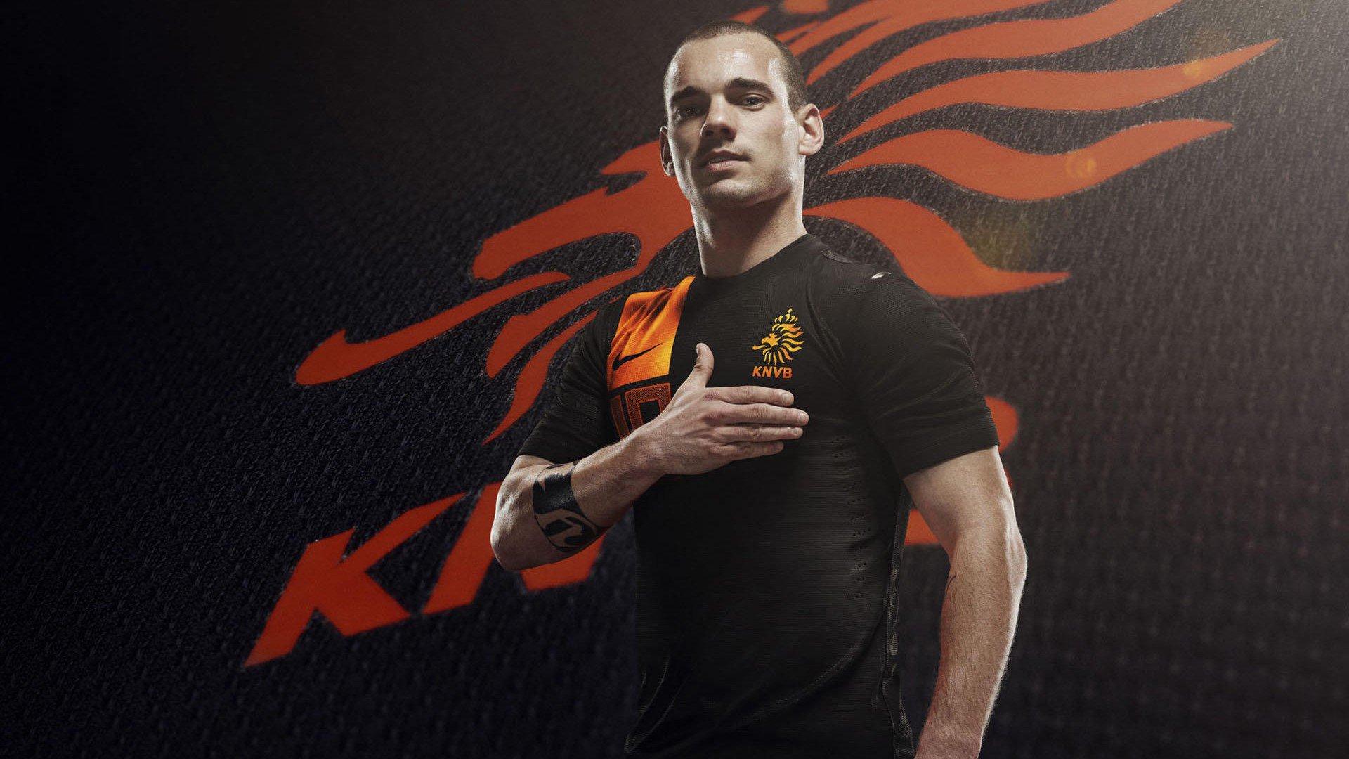 银河战舰锁定新双骄，姆巴佩哈兰德世纪联姻？皇马或掀锋线革命