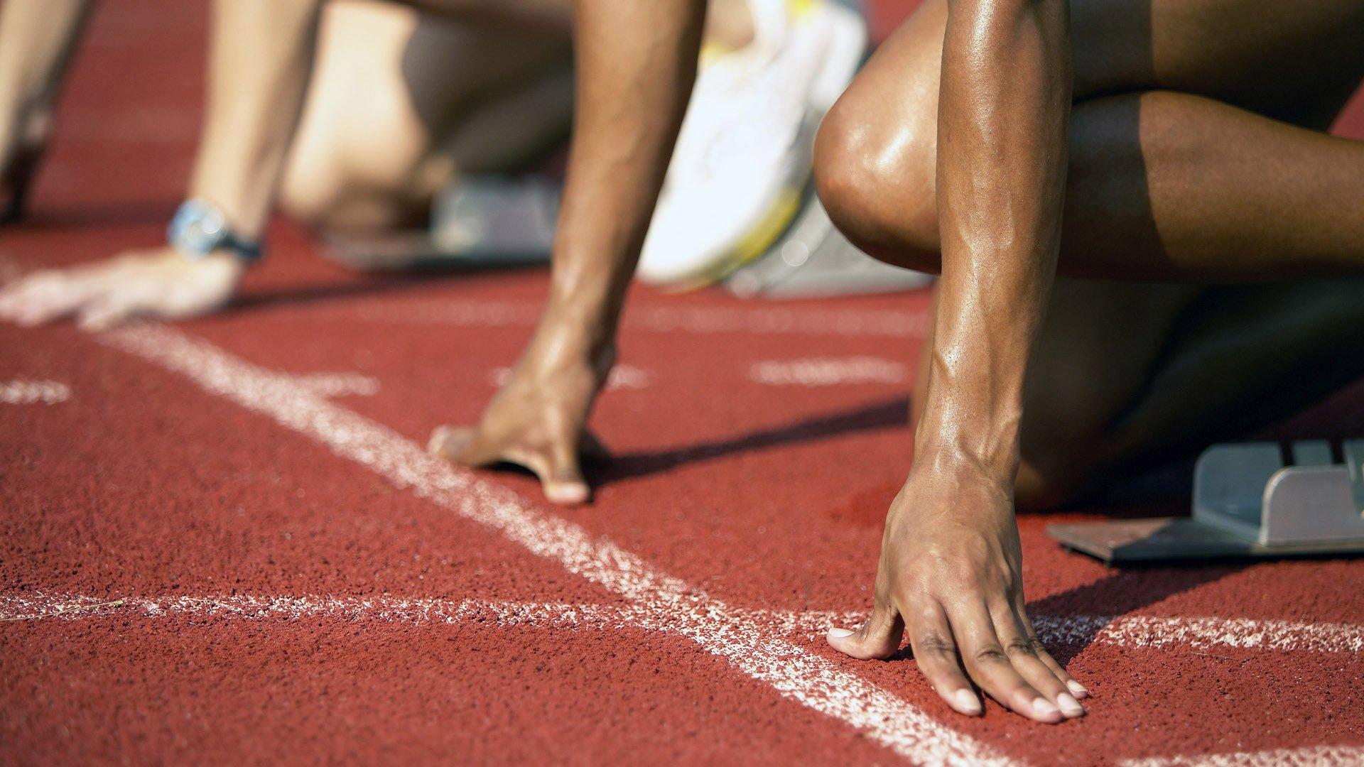 张伟丽荣获2024年度最佳女子选手奖 综合格斗再创历史